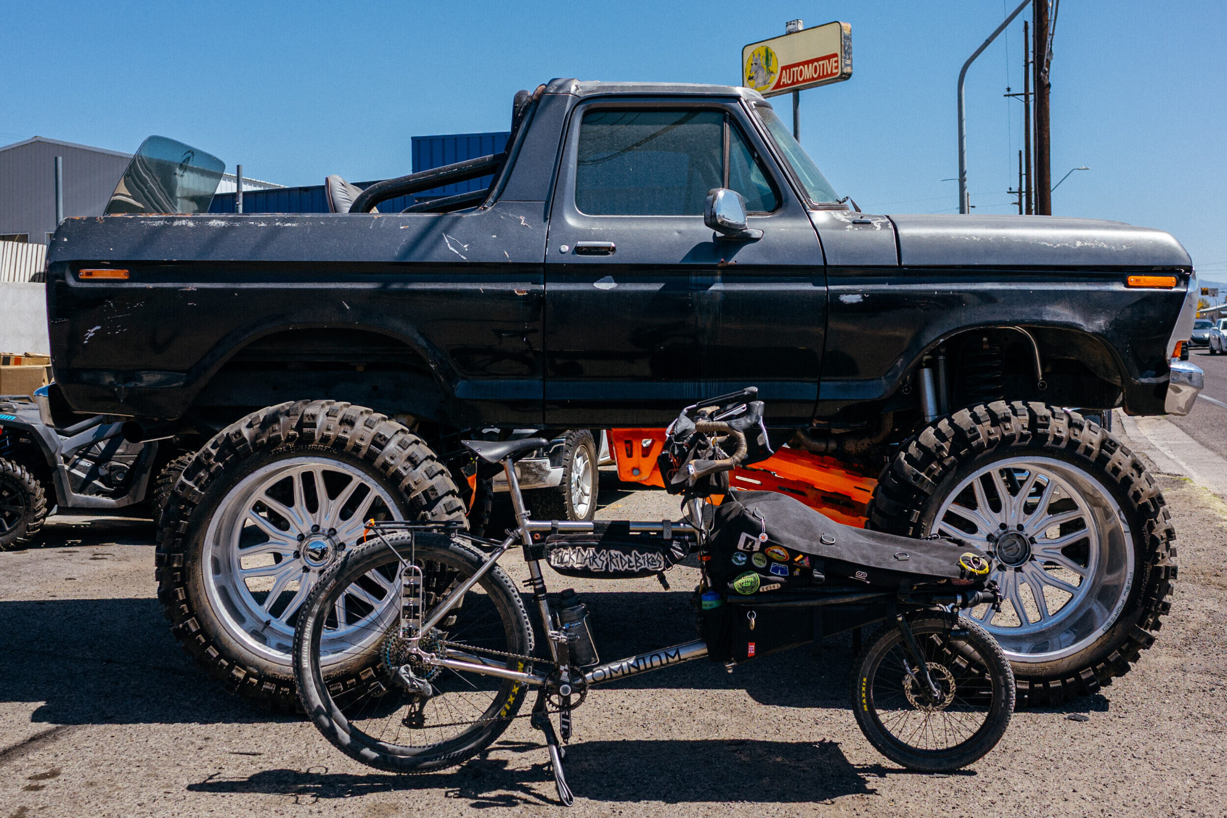 Big_Dumb_Trucks_Erik_Binggeser_17